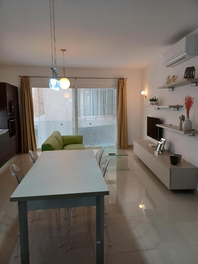 Sliema Apartment Close To Beach Exteriör bild